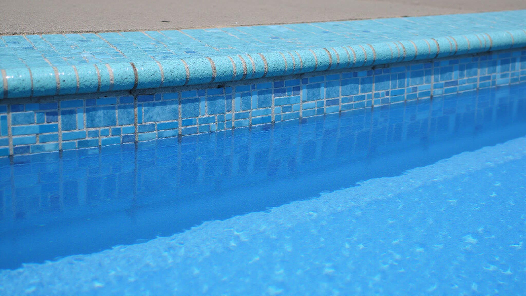 glass or porcelain pool waterline